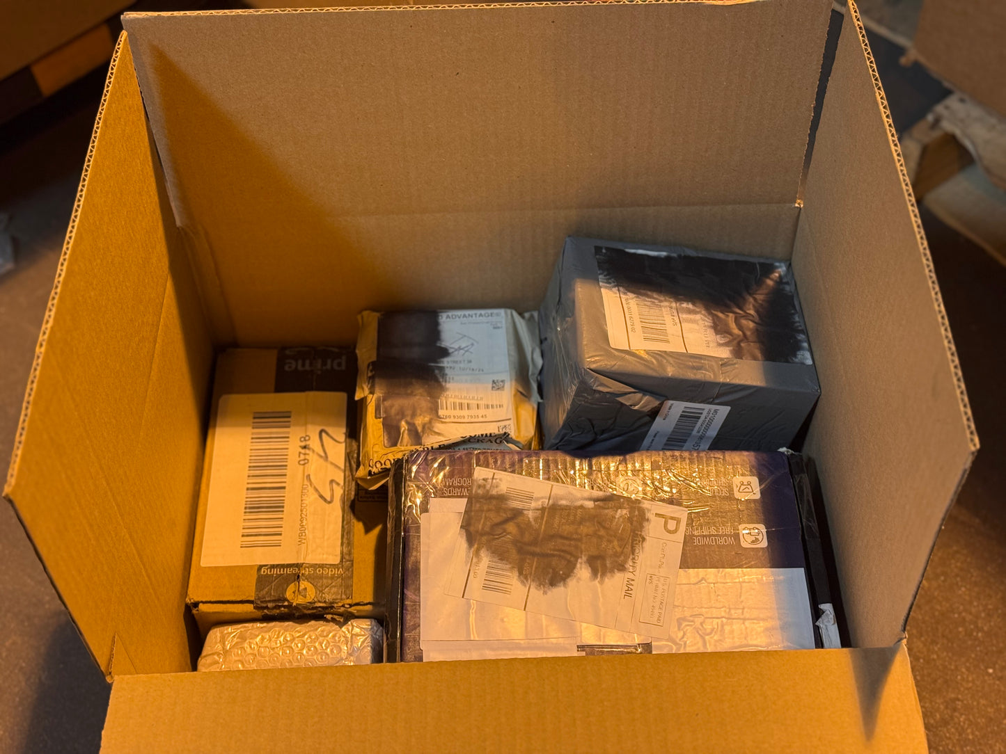 Mail Mystery Box (shipping included)
