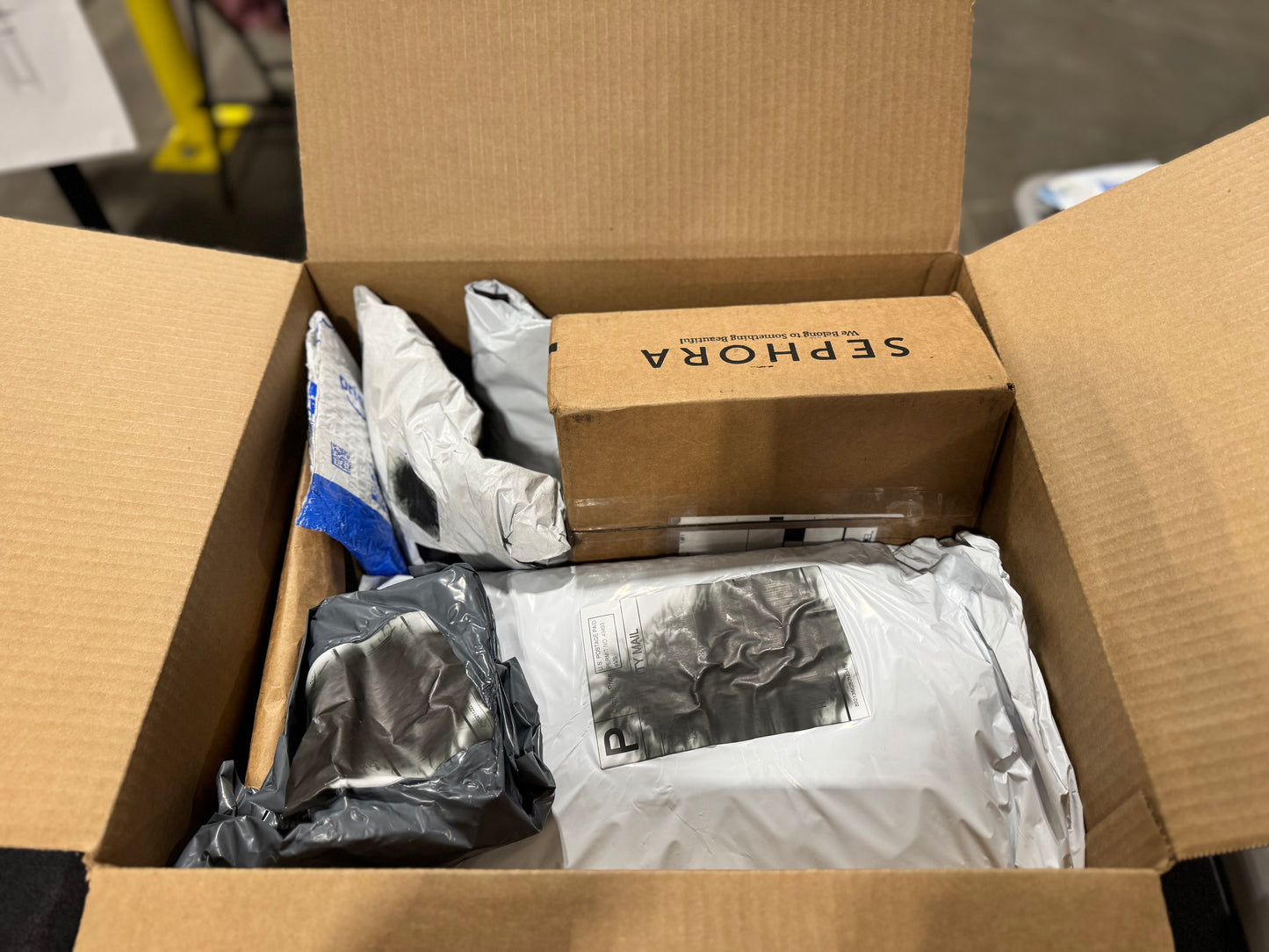 Mail Mystery Box (shipping included)